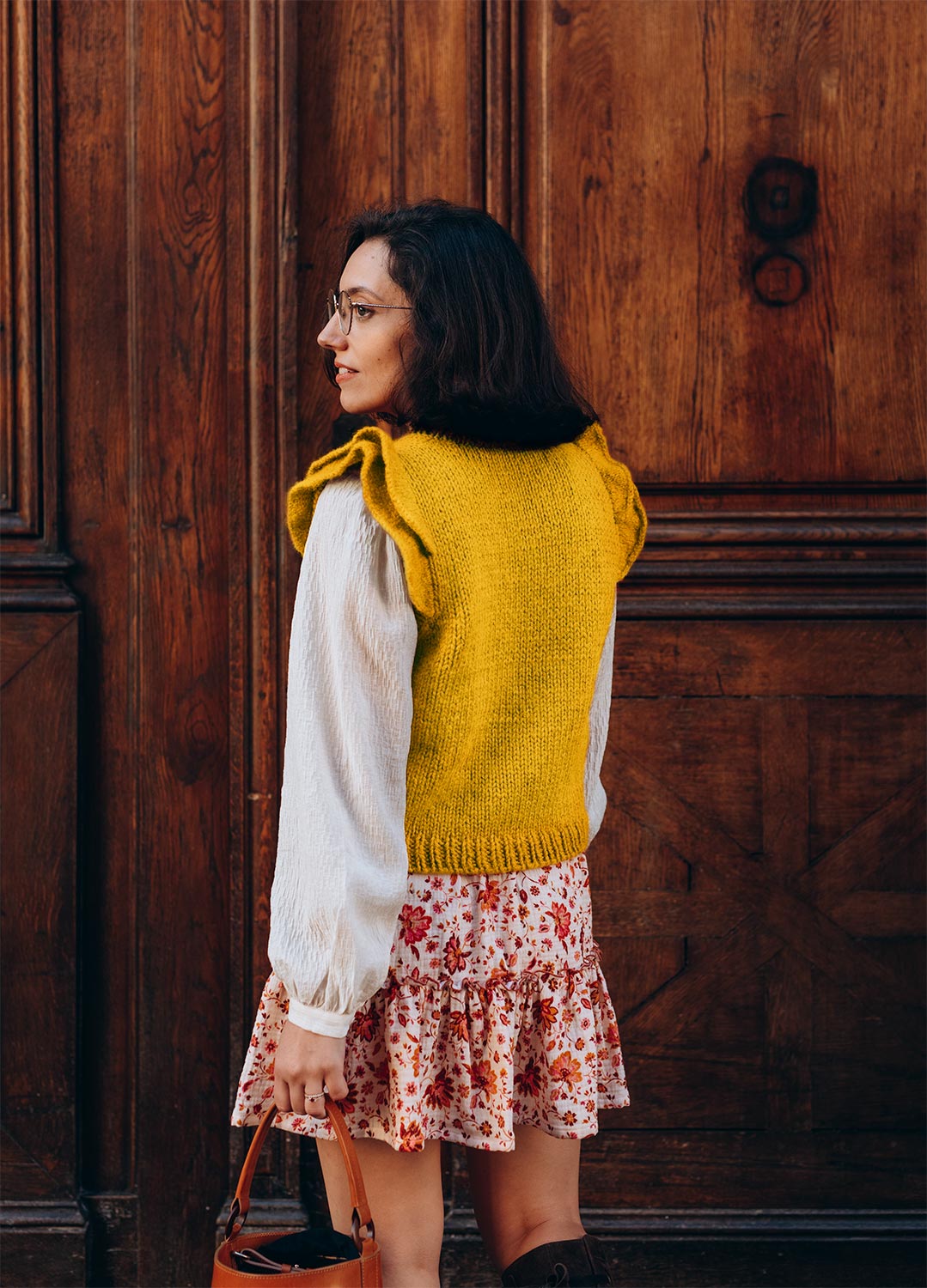 Outfits sweater hot sale amarillo